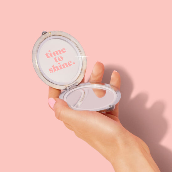 Artwork by Rese is featured in Black Art Magazine and Tumblr's Artist Alley!